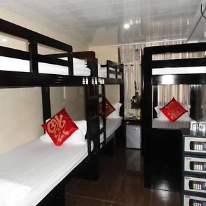 Single Bed Mixed Dormitory Room
